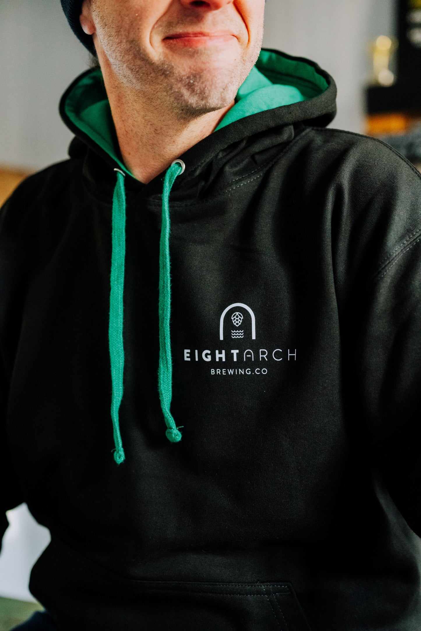 Eight Arch Hoodie Black