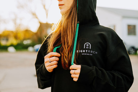 Eight Arch Hoodie Black